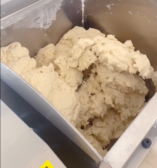 速凍生坯包子和面方法 速凍生坯包子和面方法